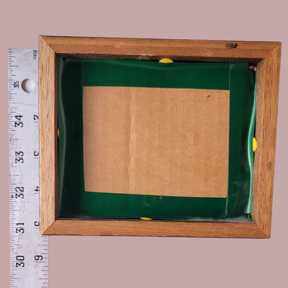 Vintage 1974 Nursery Needlepoint Teddy Bears, Set of Two - Picture 6 of 6